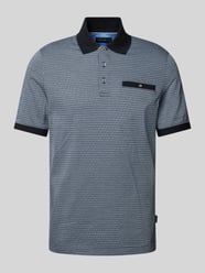 Poloshirt mit Kontrastbesatz von bugatti Blau - 10