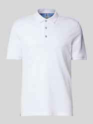 Regular Fit Poloshirt mit Label-Print Modell 'Pete' von Brax - 23