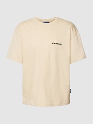 Oversized T-Shirt mit Logo-Print Modell 'Plágia' von PEQUS Beige - 10