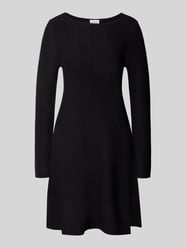 Strickkleid mit Rundhalsausschnitt Modell 'VALUNI' von VILA - 44