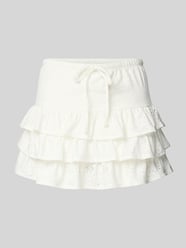 Lekko rozkloszowany skort mini z haftem angielskim model 'SMILLA' od ONLY - 18