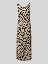 Sukienka midi z fakturowanym wzorem model ‘LUNA’ od Pieces - 29