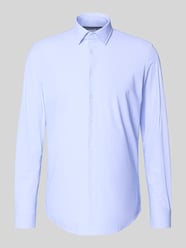 Slim Fit Business-Hemd mit Kentkragen von Jake*s - 43
