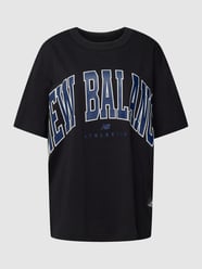 Oversized T-Shirt mit Label-Print Modell 'Athletics Warped' von New Balance Schwarz - 34