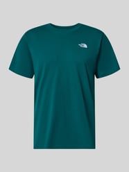 męski t-shirt o kroju regular fit z okrągłym dekoltem model 'EVOLUTION' od The North Face - 40