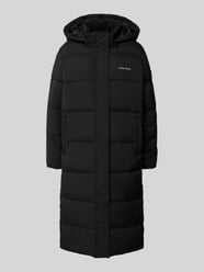 Płaszcz pikowany z kapturem od Guess Jeans - 4