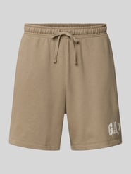 Straight Fit Shorts mit Logo-Stitching Modell 'Arch' von GAP Beige - 41