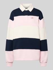 Sweter o kroju regular fit z czystej bawełny od Tommy Jeans Fuksjowy - 43