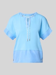 t-shirt z kołnierzem z lamówką i trokiem od Marc Cain - 1