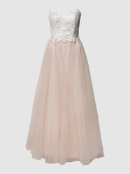 Abendkleid mit Pailletten und floralen Stickereien von Laona Beige - 19