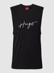 Top z wyhaftowanym logo model ‘BEACH’ od HUGO - 10