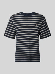 Strukturalny t-shirt z haftowanym logo na piersi od REVIEW - 48