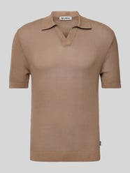 Strickshirt mit Polokragen und V-Ausschnitt von REVIEW Beige - 16