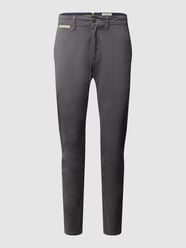 Tapered Fit Chino mit Stretch-Anteil von Montego Grau / Schwarz - 43
