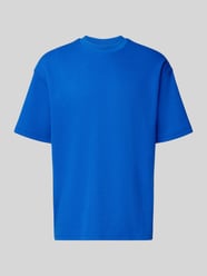 T-shirt o kroju relaxed fit z mieszanki bawełny model 'NUWAFFLE' od HUGO Blue - 40