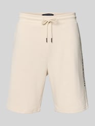 Regular Fit Shorts aus Baumwoll-Mix von Tommy Hilfiger Beige - 3