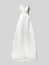 Brautkleid mit Spitzenbesatz von Luxuar - 20