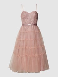 Cocktailjurk met hartvormige hals van Unique Roze - 38