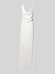 Abendkleid mit Wasserfall-Ausschnitt von Mascara - 16