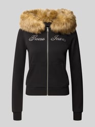 Slim Fit Sweatjacke aus reiner Baumwolle mit Kunstfell von GUESS Jeans - 26