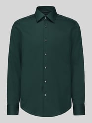 Regular Fit Businesshemd mit Label-Detail von BOSS - 30