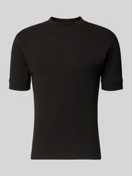 Slim Fit T-Shirt mit Label-Stitching von PROHIBITED - 29