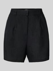 Relaxed Fit Leinenshorts mit Bundfalten von Gina Tricot - 1