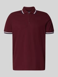 Slim Fit Poloshirt mit Kontraststreifen und Reißverschluss von MCNEAL - 22