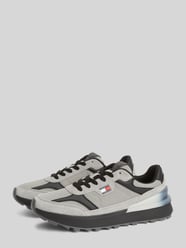 Sneaker mit Logo-Print von Tommy Jeans - 34