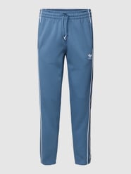 Regular Fit Sweatpants mit Logo-Streifen von adidas Originals - 20