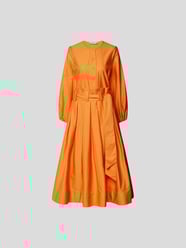 Hemdblusenkleid mit Kellerfalten von Devotion Orange - 7