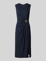 Sukienka midi o kroju slim fit z mieszanki wiskozy z marszczeniami od Christian Berg Woman Selection - 2
