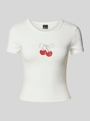 Slim fit T-shirt met motiefprint van Gina Tricot Roze - 33