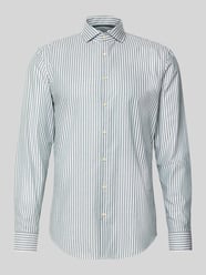 Koszula biznesowa o kroju slim fit z bawełny z kołnierzykiem typu cutaway od Jake*s - 40