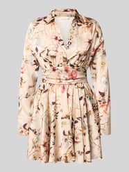 Mini-jurk met V-hals, model 'CONCETTA FLARE DRESS' van Guess - 23