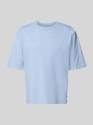 t-shirt o kroju loose fit z czystej bawełny od Levi's® - 28