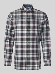 Koszula casualowa regular fit z kołnierzykiem typu kent od Christian Berg Men - 37