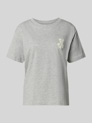 Pyjama-Oberteil mit Statement-Print von Jake*s Casual - 16
