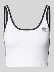 Crop Top mit Label-Stitching von adidas Originals Weiß - 21