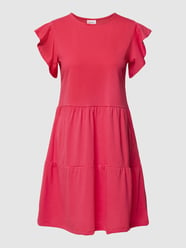 Knielanges Kleid im Stufen-Look Modell 'SUMMER' von Vila Pink - 9