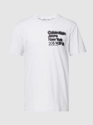 T-shirt z nadrukiem z logo model ‘BLURRED ADDRESS’ od Calvin Klein Jeans Szary - 40