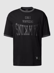 T-Shirt mit Print - Champion x Stranger Things von CHAMPION Schwarz - 22