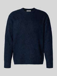 Sweter o kroju relaxed fit z dzianiny z dodatkiem wełny model ‘RAI BRUSHED’ od Selected - 11