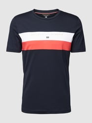 T-Shirt mit Kontraststreifen von Christian Berg Men Blau - 37