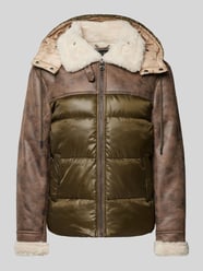 Steppjacke mit Kapuze von Guess - 13