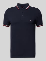 Slim Fit Poloshirt mit Logo-Stitching von Tommy Hilfiger Blau - 13