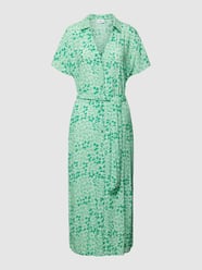 Midikleid mit Bindegürtel Modell 'Blanca' von Saint Tropez Grün - 33