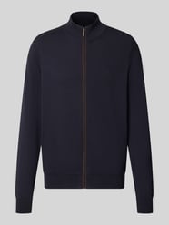 kardigan rozpinany z czystej bawełny z wyhaftowanym logo w kroju regular fit od bugatti - 2