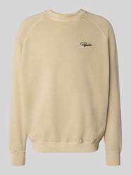 Bluza z wyhaftowanym logo od Pegador - 43