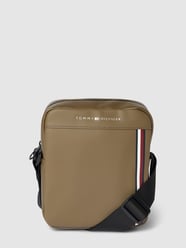 Crossbody Bag mit Label-Print Modell 'PIQUE' von Tommy Hilfiger Beige - 8